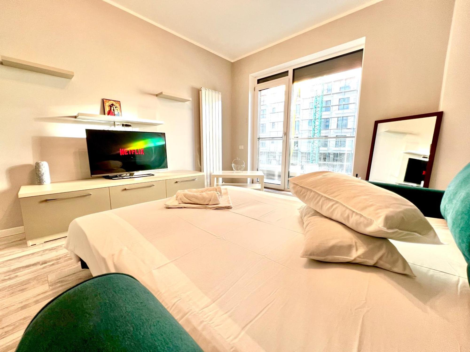 Grand Mamaia Lake Apartments 콘스탄차 외부 사진