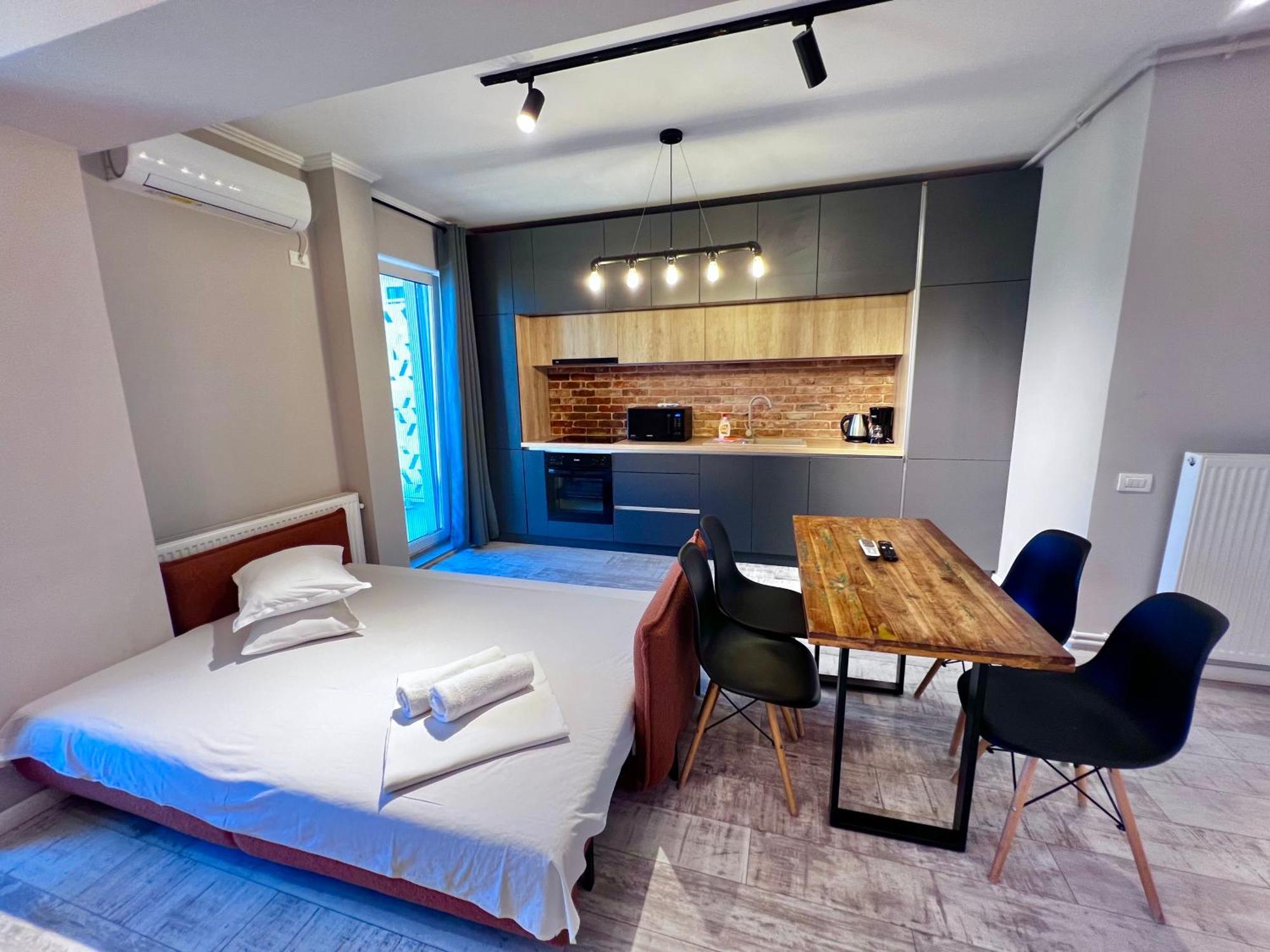 Grand Mamaia Lake Apartments 콘스탄차 외부 사진